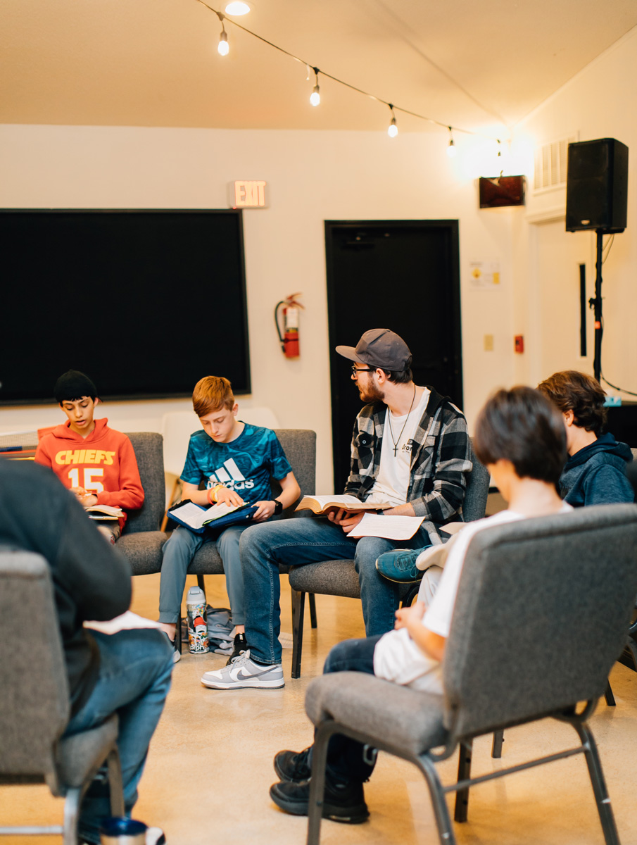 student bible study in lee's summit mo