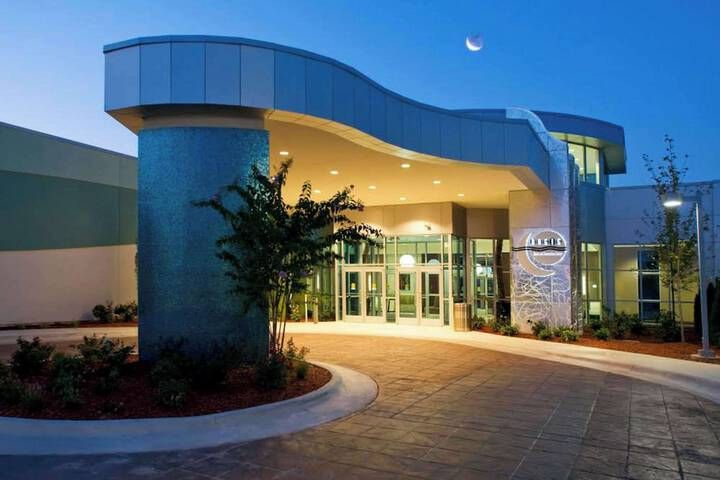 downtown springfield retreat banner